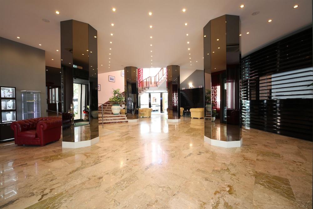 Grande Albergo Maugeri Acireale Esterno foto