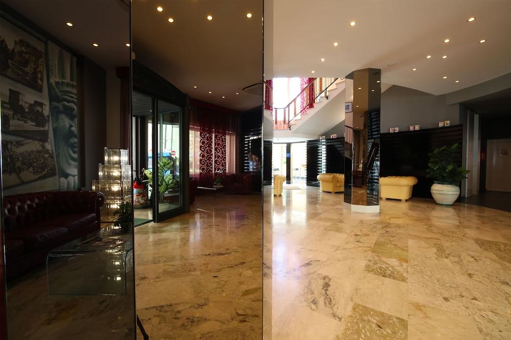 Grande Albergo Maugeri Acireale Esterno foto