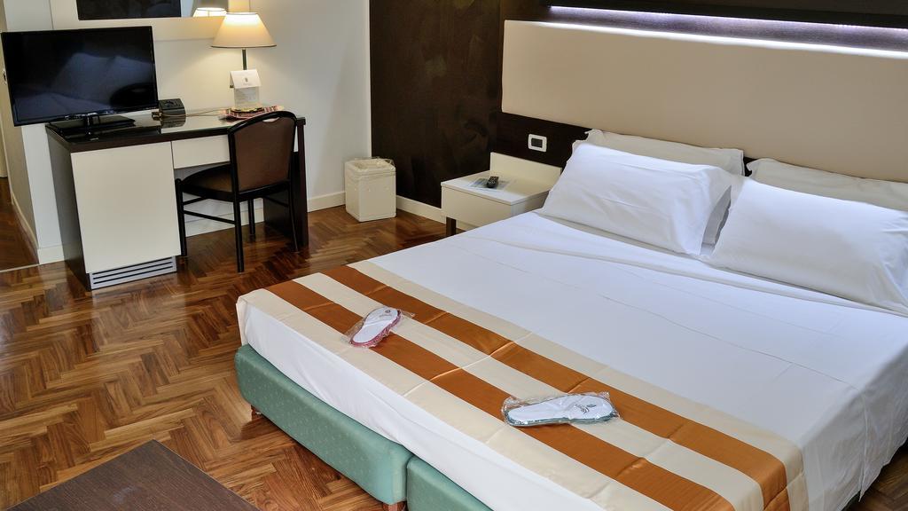 Grande Albergo Maugeri Acireale Esterno foto